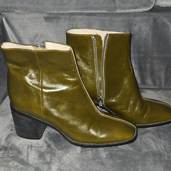INTENTIONALLY BLANK Olive Ankle Boots - Picture 10 of 14